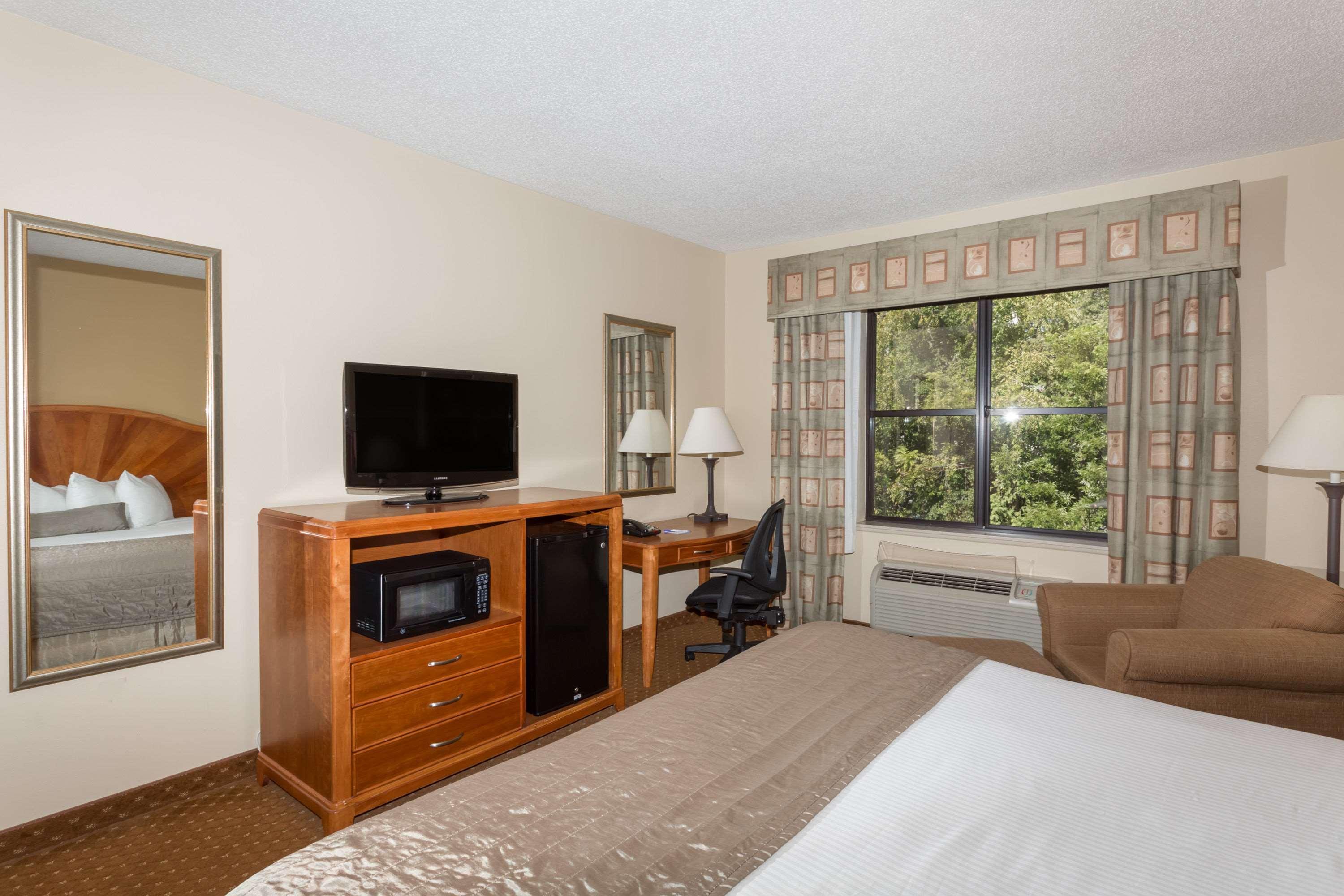 Baymont By Wyndham Asheville/Biltmore Exterior foto